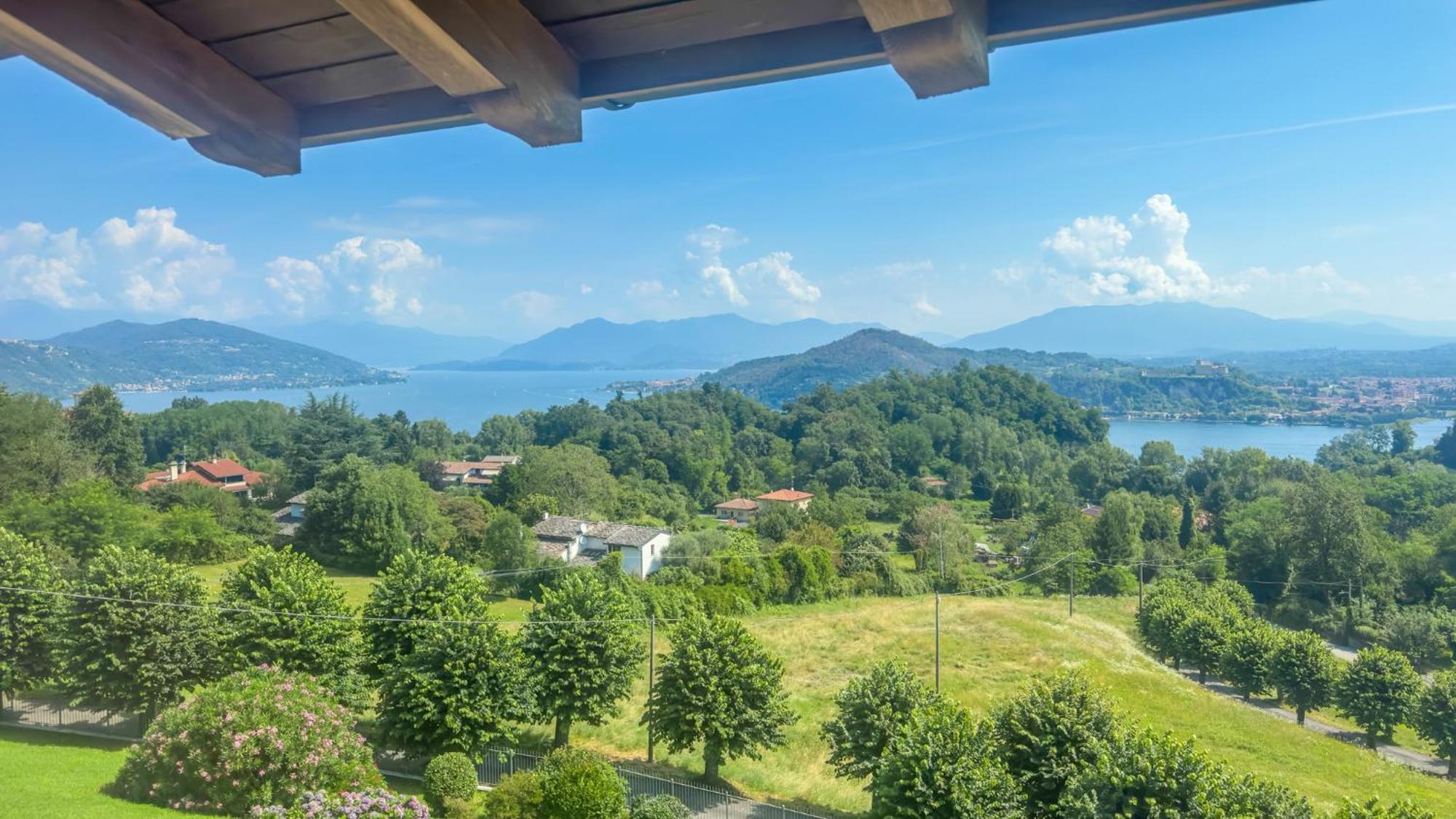 Belvedere Sul Lago Arona Dış mekan fotoğraf